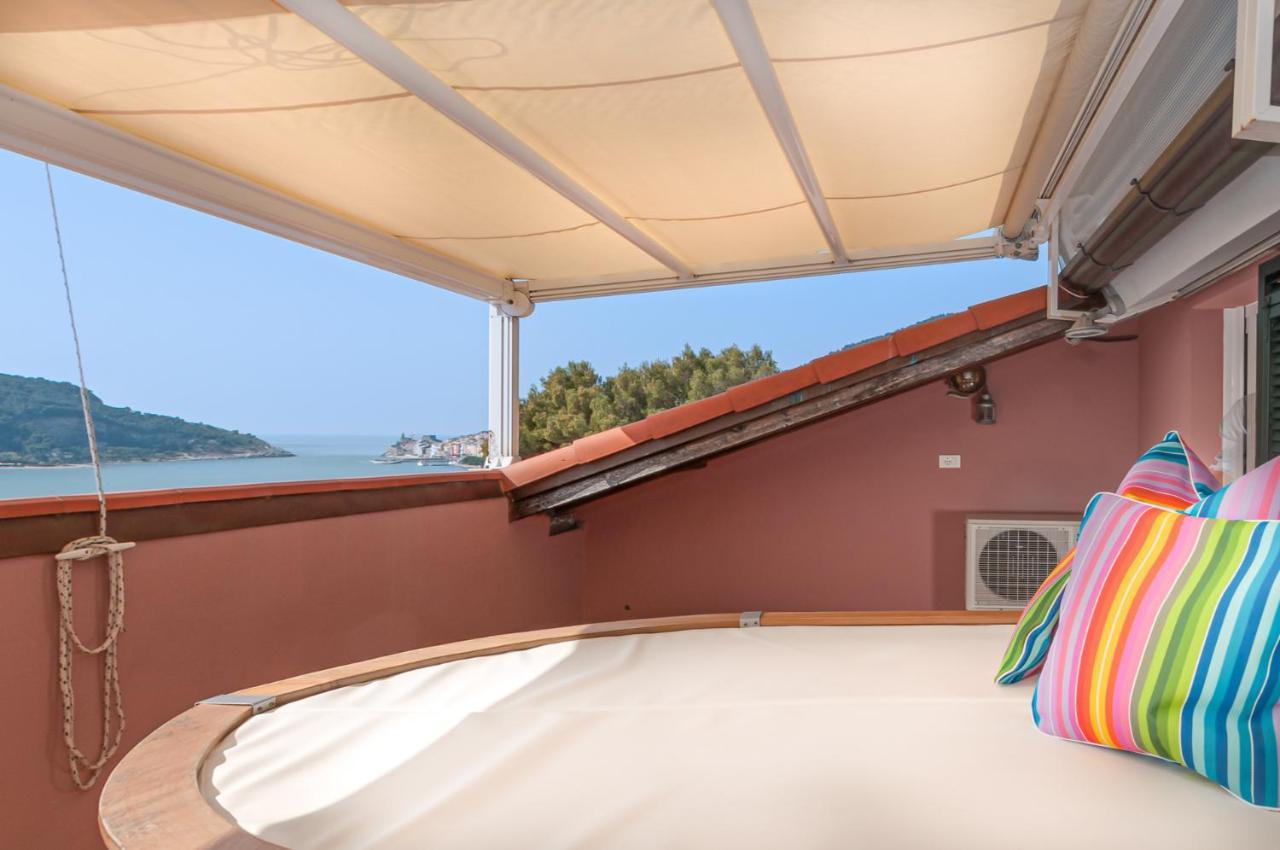 The Boat House Portovenere Apartment Porto Venere Bagian luar foto